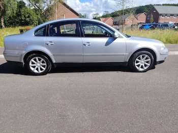 Used Volkswagen Passat 2004 for sale - 78846544: Photo