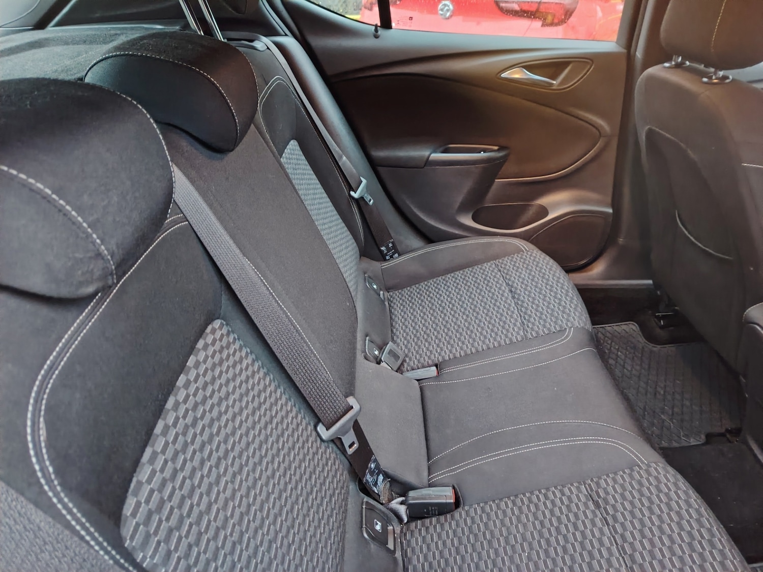 Used Vauxhall Astra 2017 for sale - 78168705: Photo 6