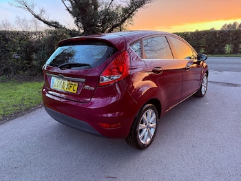 Used Ford Fiesta 2010 for sale - 78056843: Photo