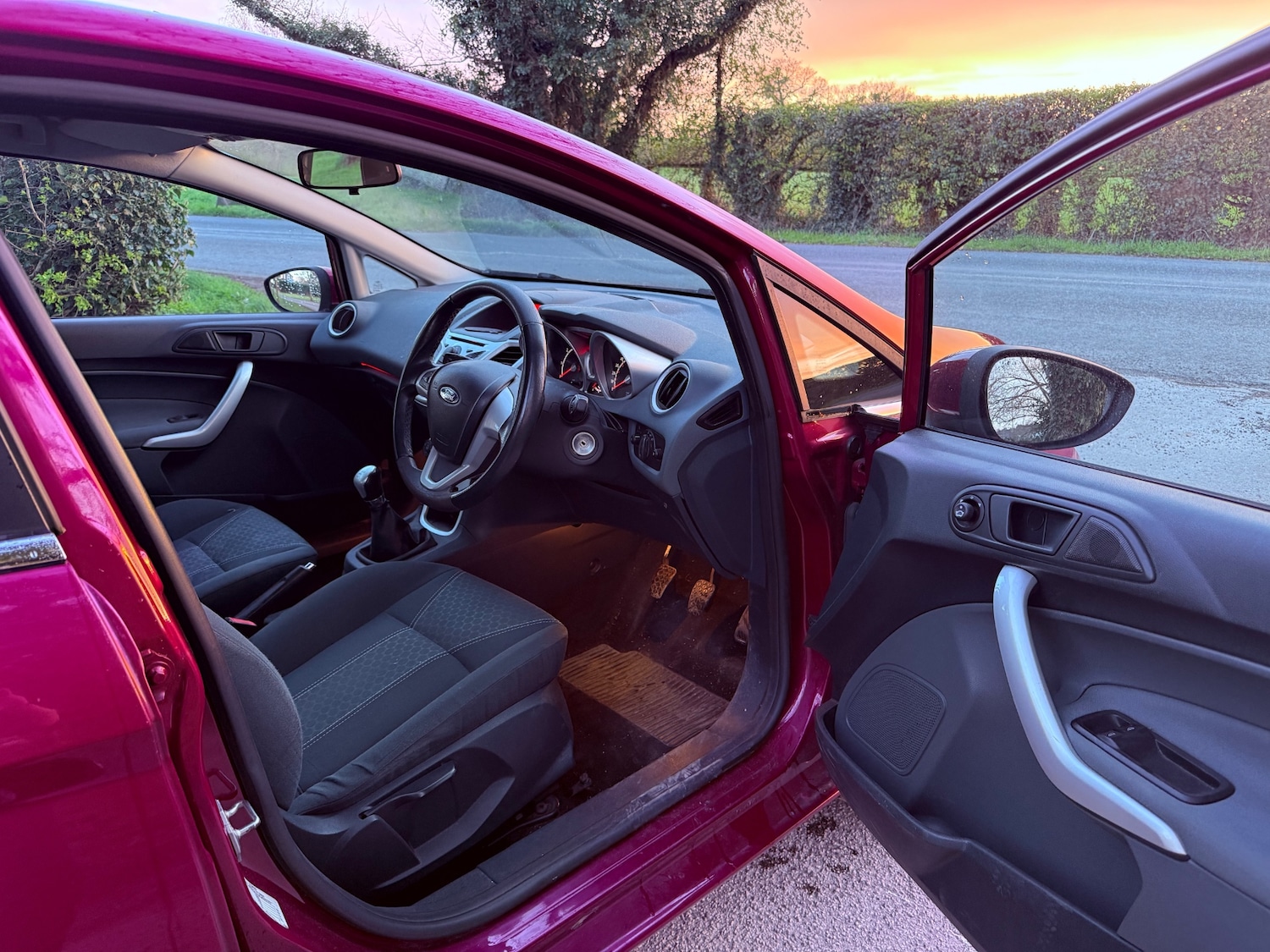 Used Ford Fiesta 2010 for sale - 78056843: Photo 5