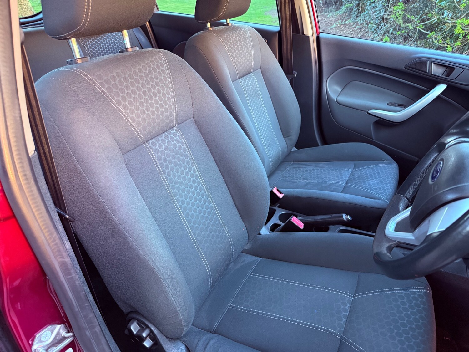 Used Ford Fiesta 2010 for sale - 78056843: Photo 6