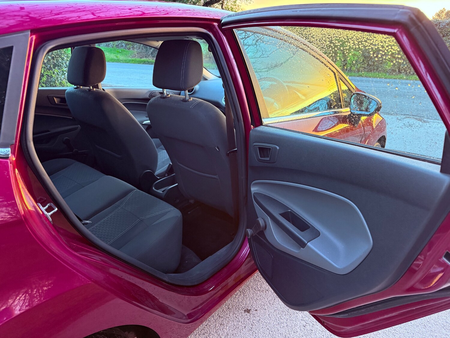 Used Ford Fiesta 2010 for sale - 78056843: Photo 8