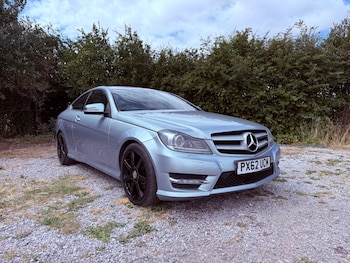Used Mercedes-Benz C Class 2012 for sale - 79326527: Photo