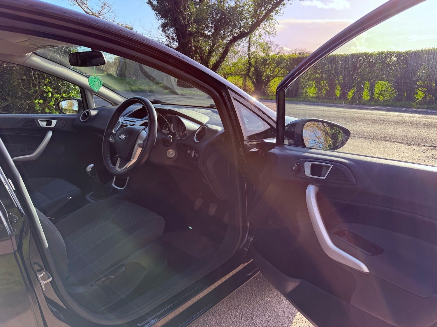 Used Ford Fiesta 2011 for sale - 78055470: Photo 4