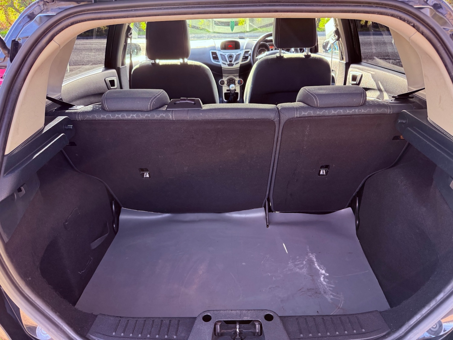 Used Ford Fiesta 2011 for sale - 78055470: Photo 9