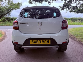 Used Dacia Sandero Stepway 2013 for sale - 79111920: Photo
