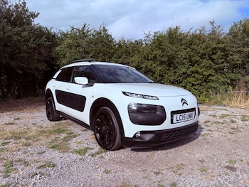 Used Citroen C4 Cactus 2015 for sale - 79326526: Photo