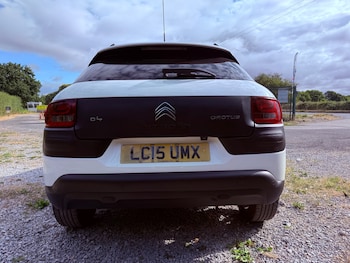 Used Citroen C4 Cactus 2015 for sale - 79326526: Photo