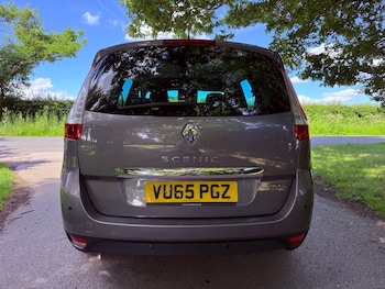 Used Renault Grand Scenic 2015 for sale - 78961524: Photo