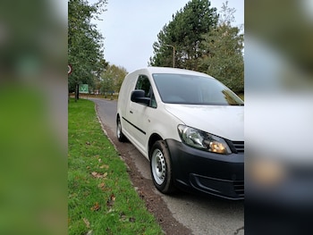 Used Volkswagen Caddy 2015 for sale - 76507371: Photo