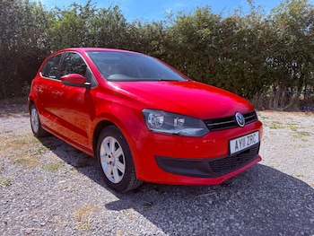 Used Volkswagen Polo 2011 for sale - 79469364: Photo