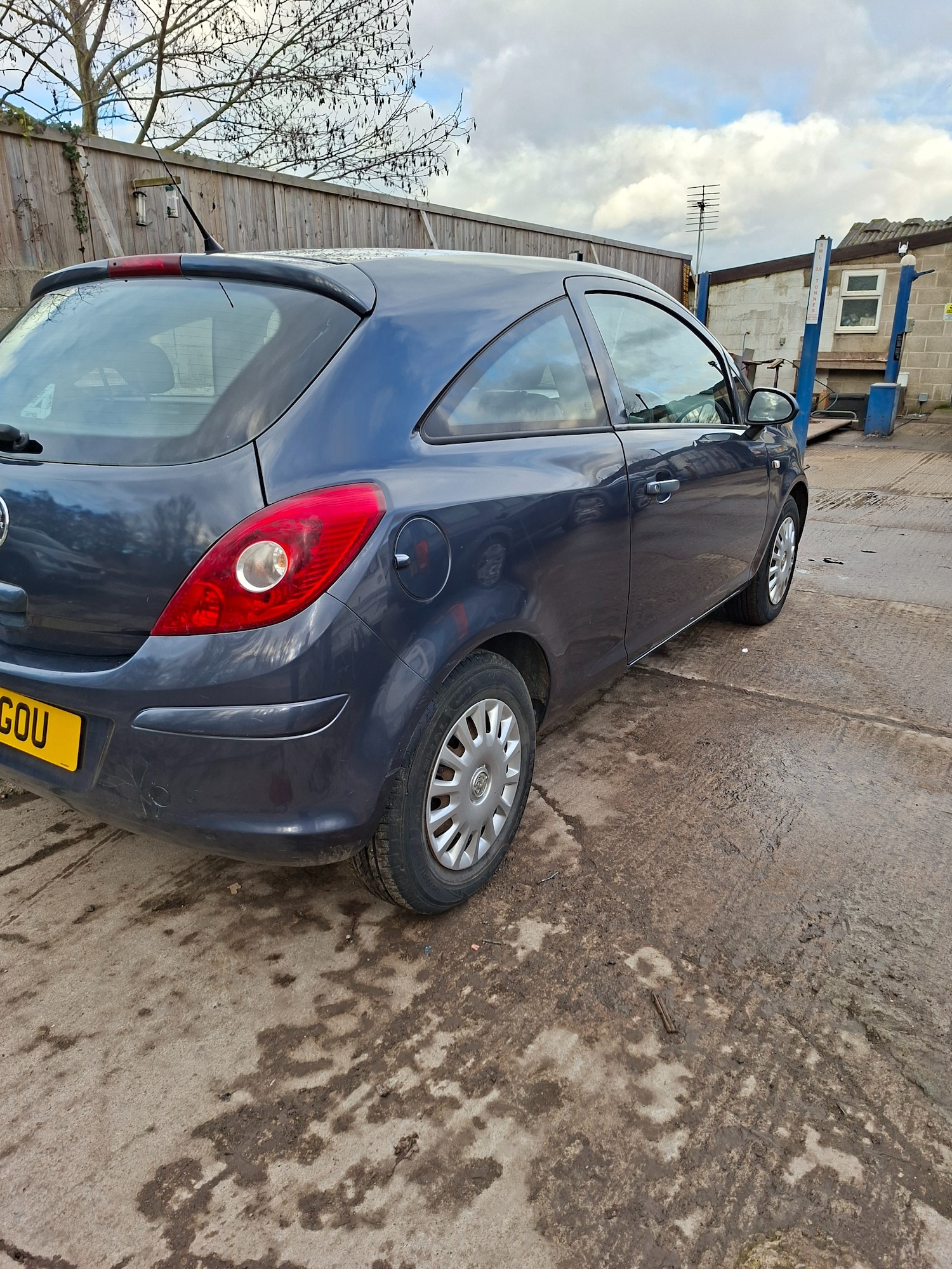 Used Vauxhall Corsa 2009 for sale - 77600740: Photo 4