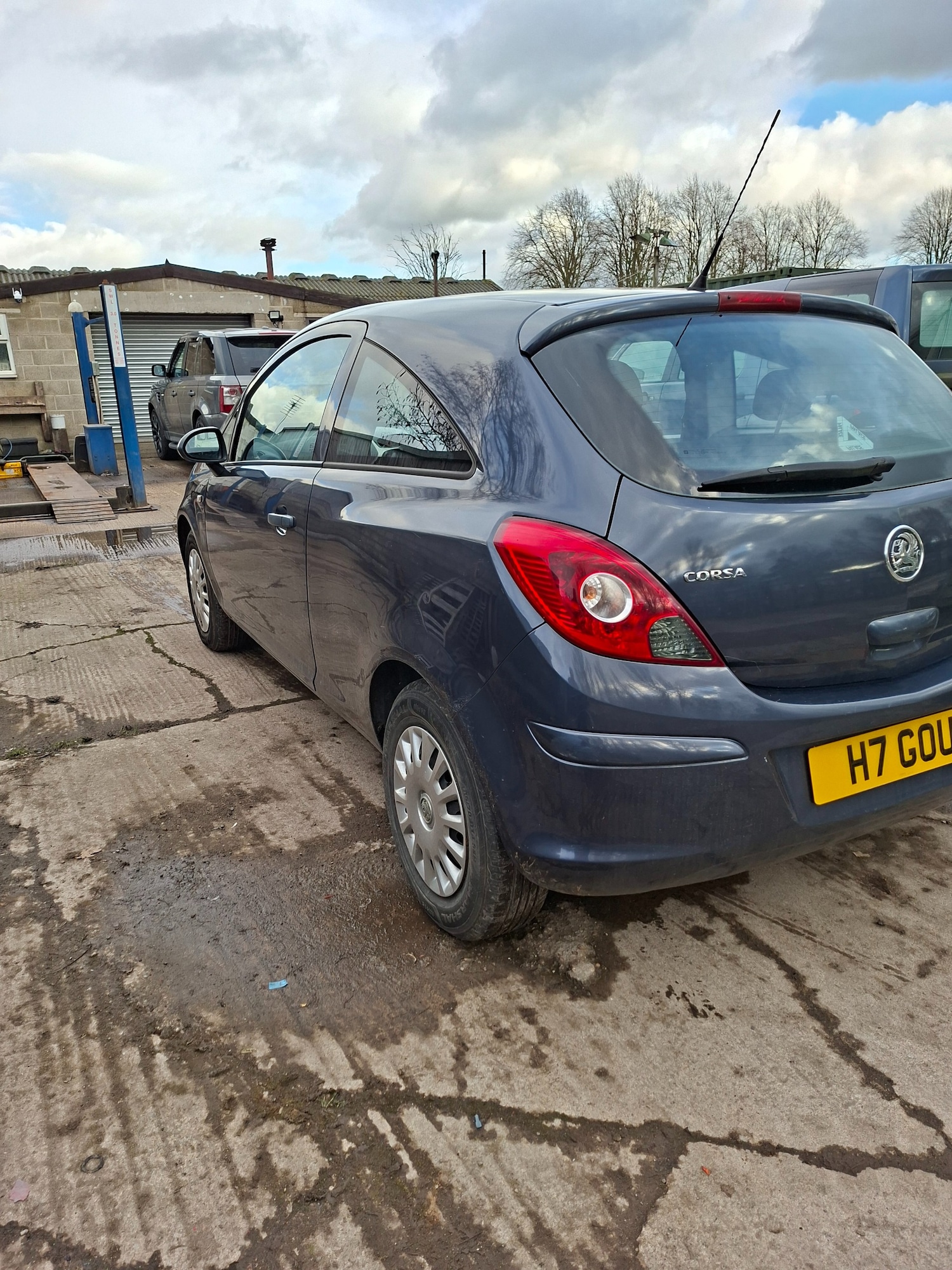 Used Vauxhall Corsa 2009 for sale - 77600740: Photo 5