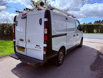 Used Vauxhall Vivaro 2015 for sale - 78210454: Photo