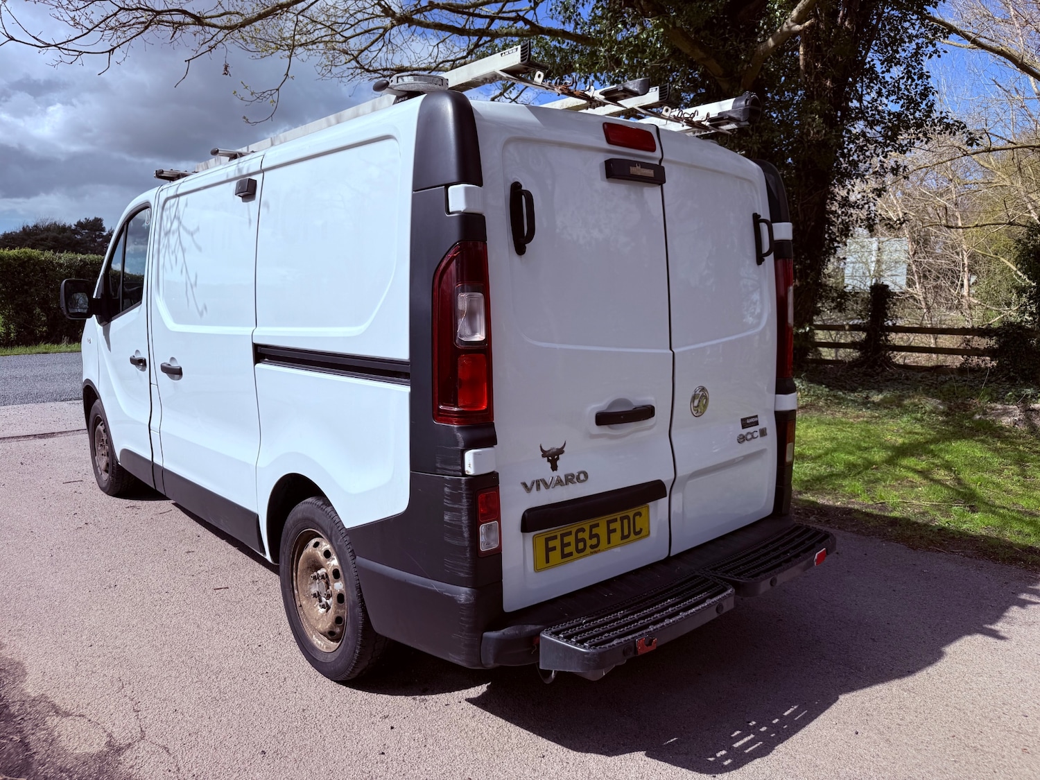 Used Vauxhall Vivaro 2015 for sale - 78210454: Photo 3