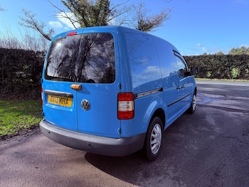 Used Volkswagen Caddy 2010 for sale - 77600494: Photo