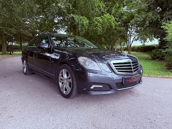 Used Mercedes-Benz E Class 2009 for sale - 79112524: Photo