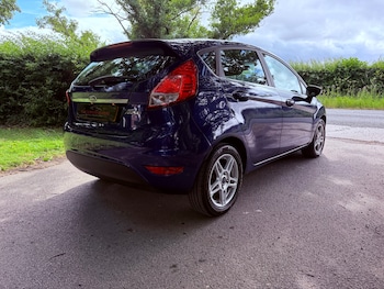 Used Ford Fiesta 2014 for sale - 79111914: Photo