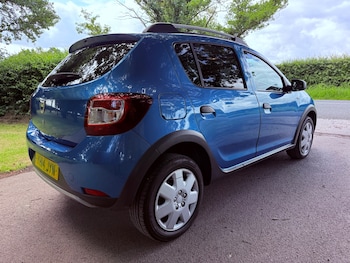 Used Dacia Sandero Stepway 2014 for sale - 78900566: Photo