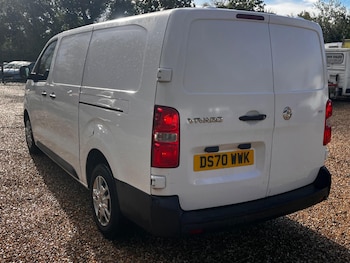 Used Vauxhall Vivaro 2020 for sale - 76115815: Photo