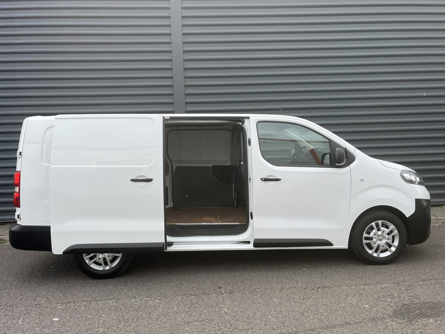 Used Vauxhall Vivaro 2020 for sale - 76115815: Photo 6