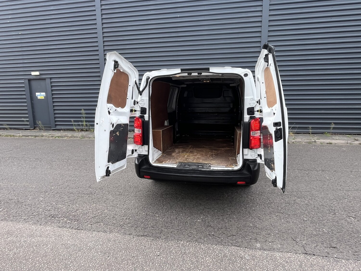 Used Vauxhall Vivaro 2020 for sale - 77464609: Photo 14