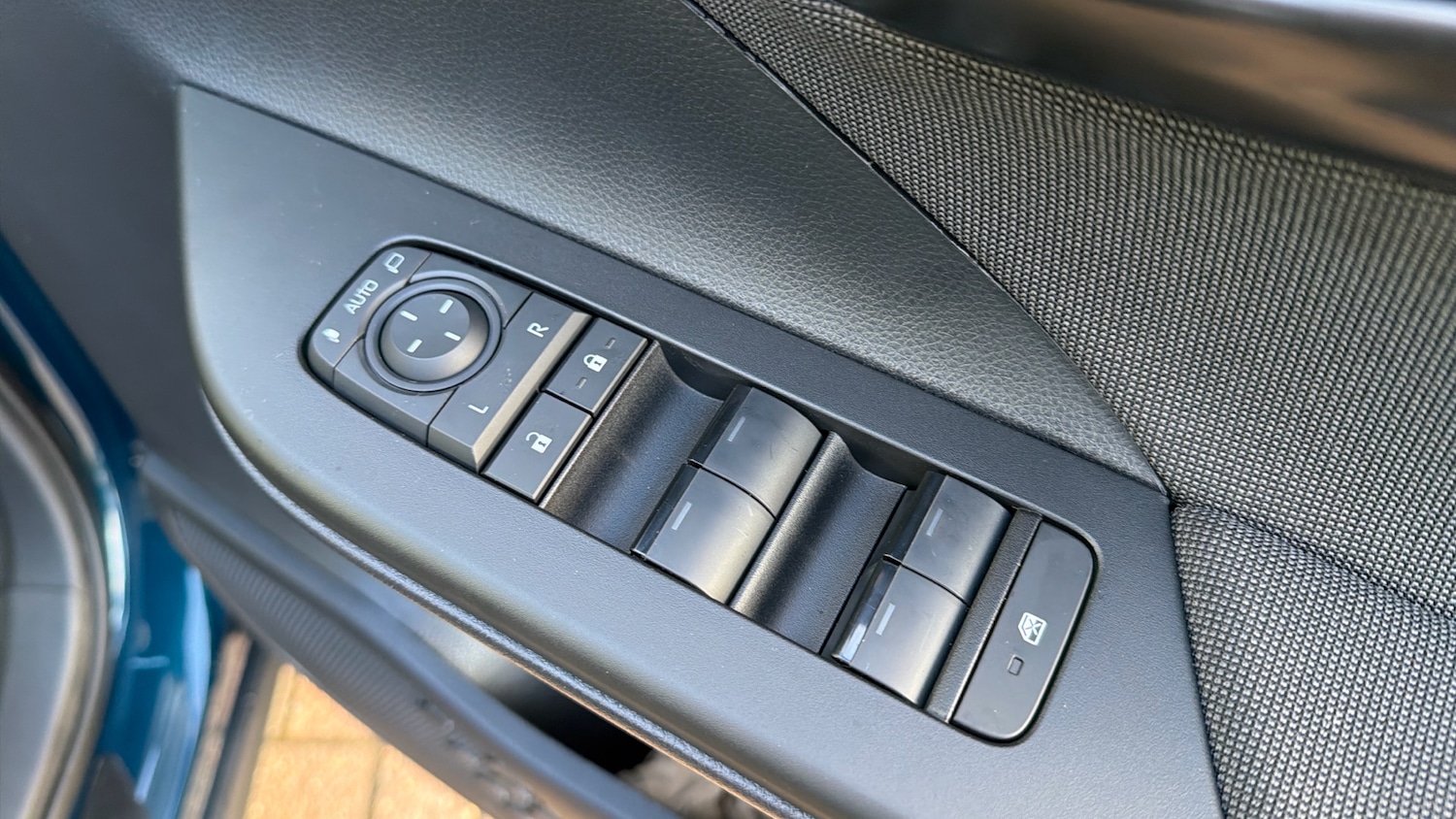 Used Toyota C-HR 2025 for sale - 77196338: Photo 26