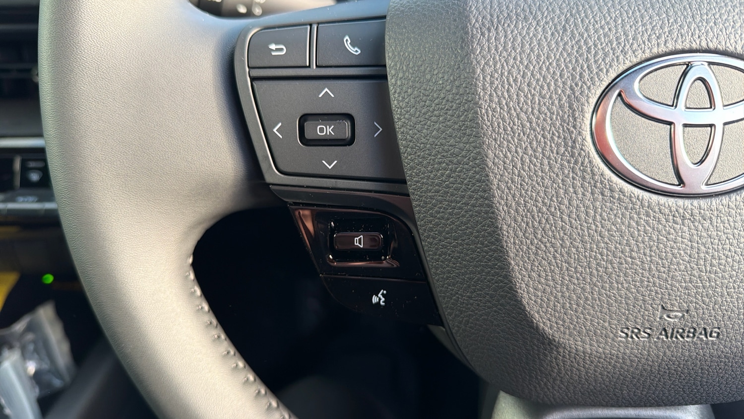 Used Toyota C-HR 2025 for sale - 77196338: Photo 27