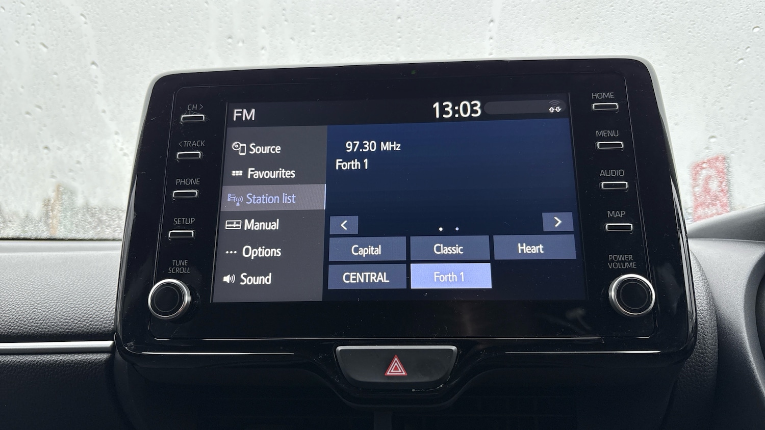 Used Toyota Yaris 2022 for sale - 77595145: Photo 35