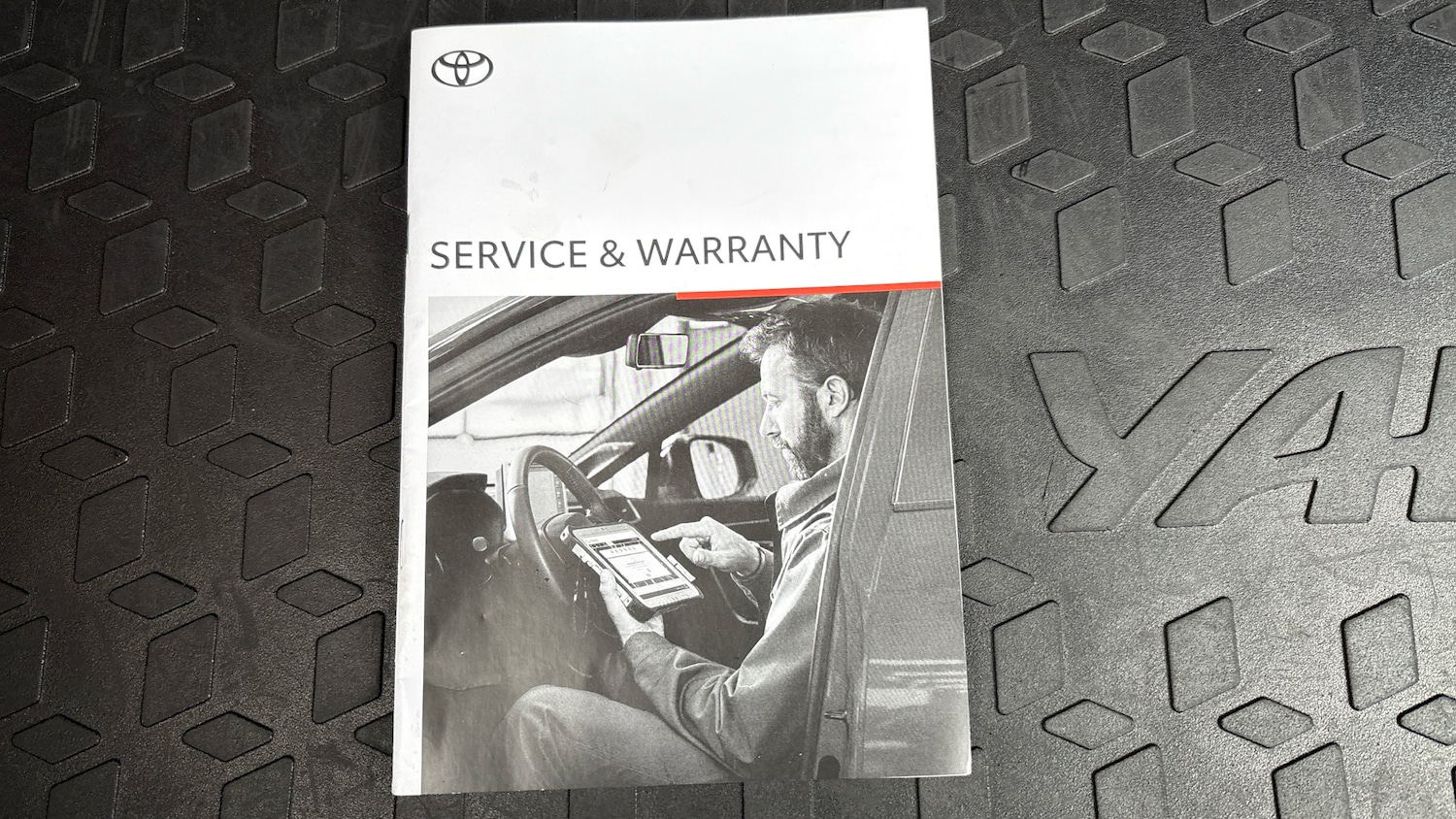 Used Toyota Yaris 2022 for sale - 77595145: Photo 44