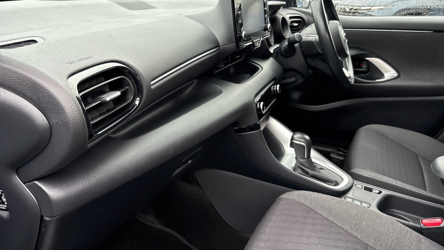 Used Toyota Yaris 2022 for sale - 77595145: Photo 47