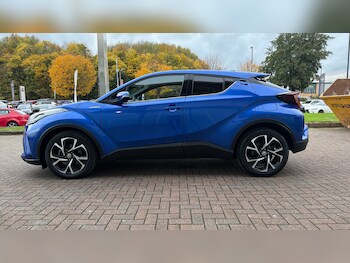 Used Toyota C-HR 2021 for sale - 76415698: Photo