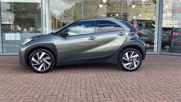 Used Toyota Aygo X 2022 for sale - 75726687: Photo 17