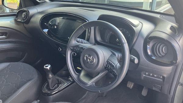 Used Toyota Aygo X 2022 for sale - 75726687: Photo 25