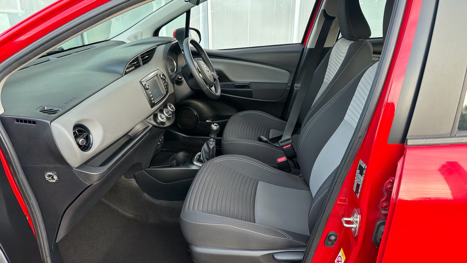 Used Toyota Yaris 2019 for sale - 76718796: Photo 10