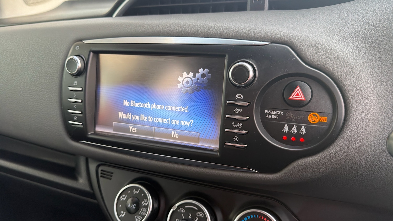 Used Toyota Yaris 2019 for sale - 76718796: Photo 20