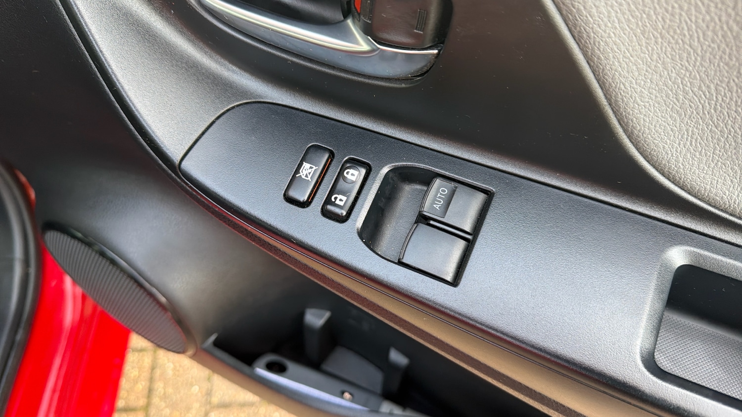 Used Toyota Yaris 2019 for sale - 76718796: Photo 26