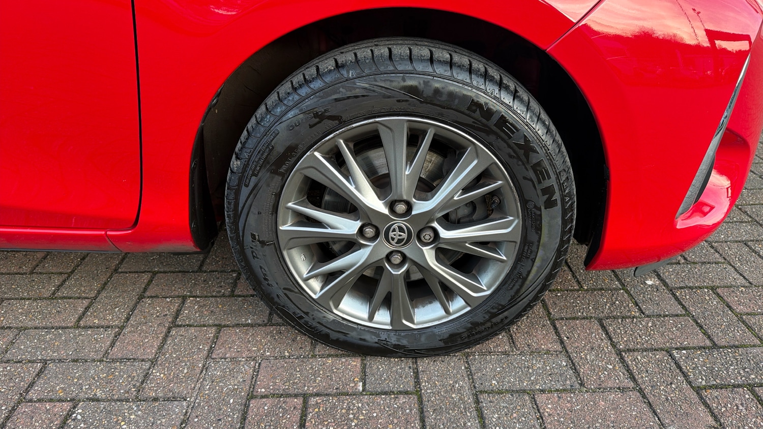 Used Toyota Yaris 2019 for sale - 76718796: Photo 30