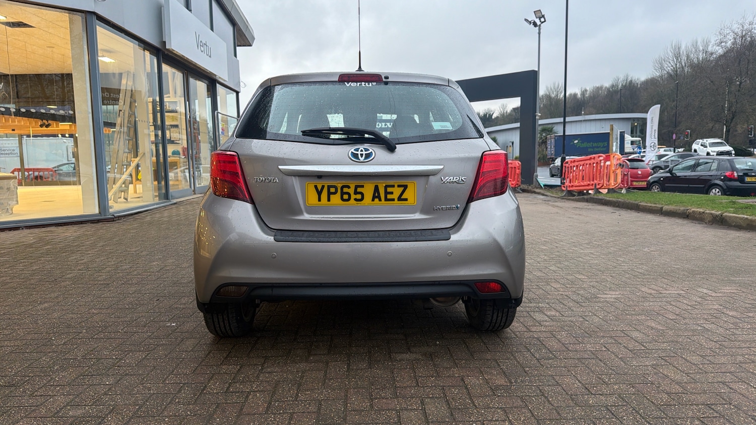 Used Toyota Yaris 2015 for sale - 77260708: Photo 19