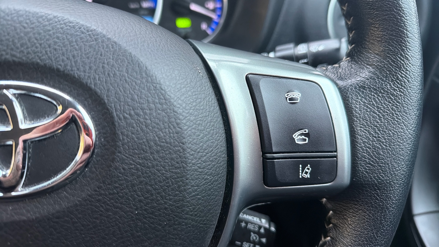 Used Toyota Yaris 2015 for sale - 77260708: Photo 28