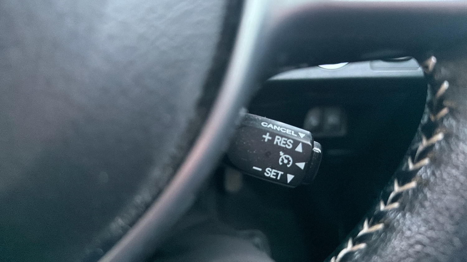 Used Toyota Yaris 2015 for sale - 77260708: Photo 29