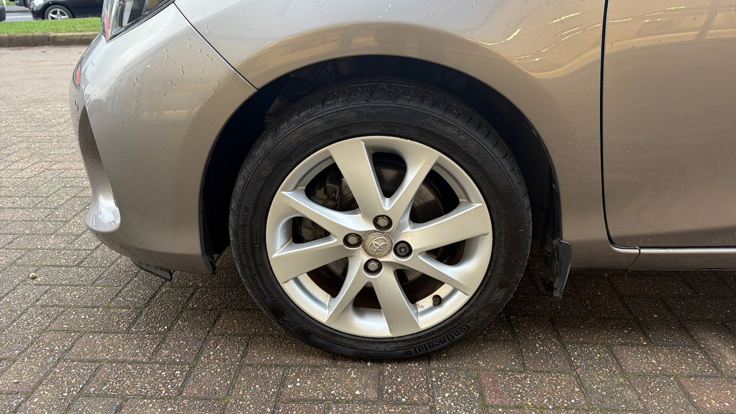 Used Toyota Yaris 2015 for sale - 77260708: Photo 34