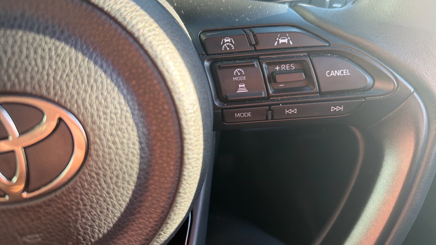 Used Toyota Yaris 2024 for sale - 76796829: Photo 28