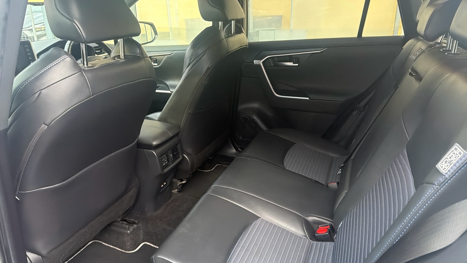 Used Toyota RAV4 2022 for sale - 77116390: Photo 13