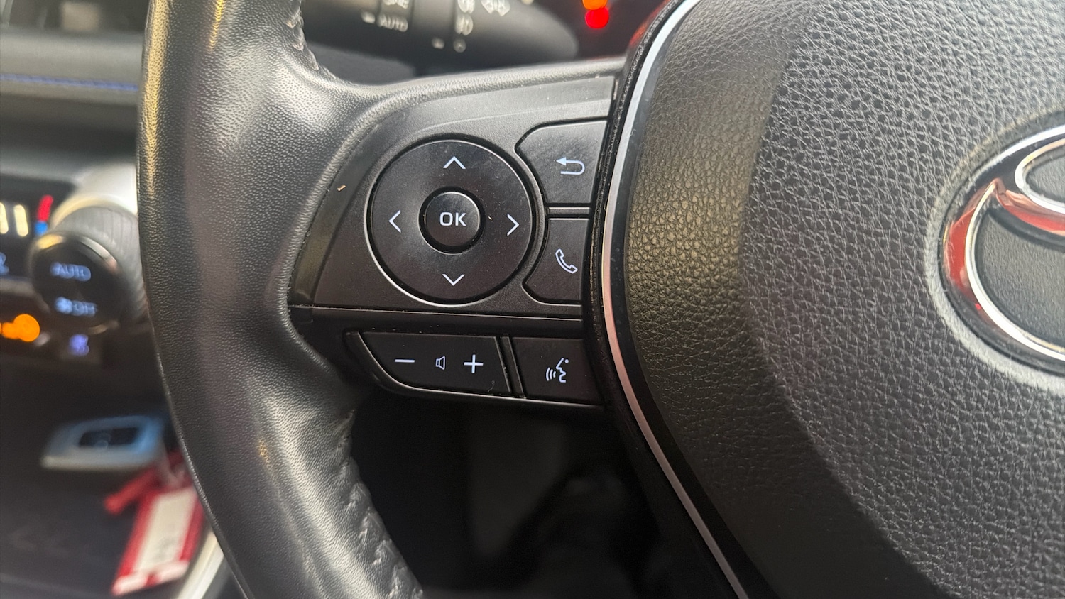 Used Toyota RAV4 2022 for sale - 77116390: Photo 28