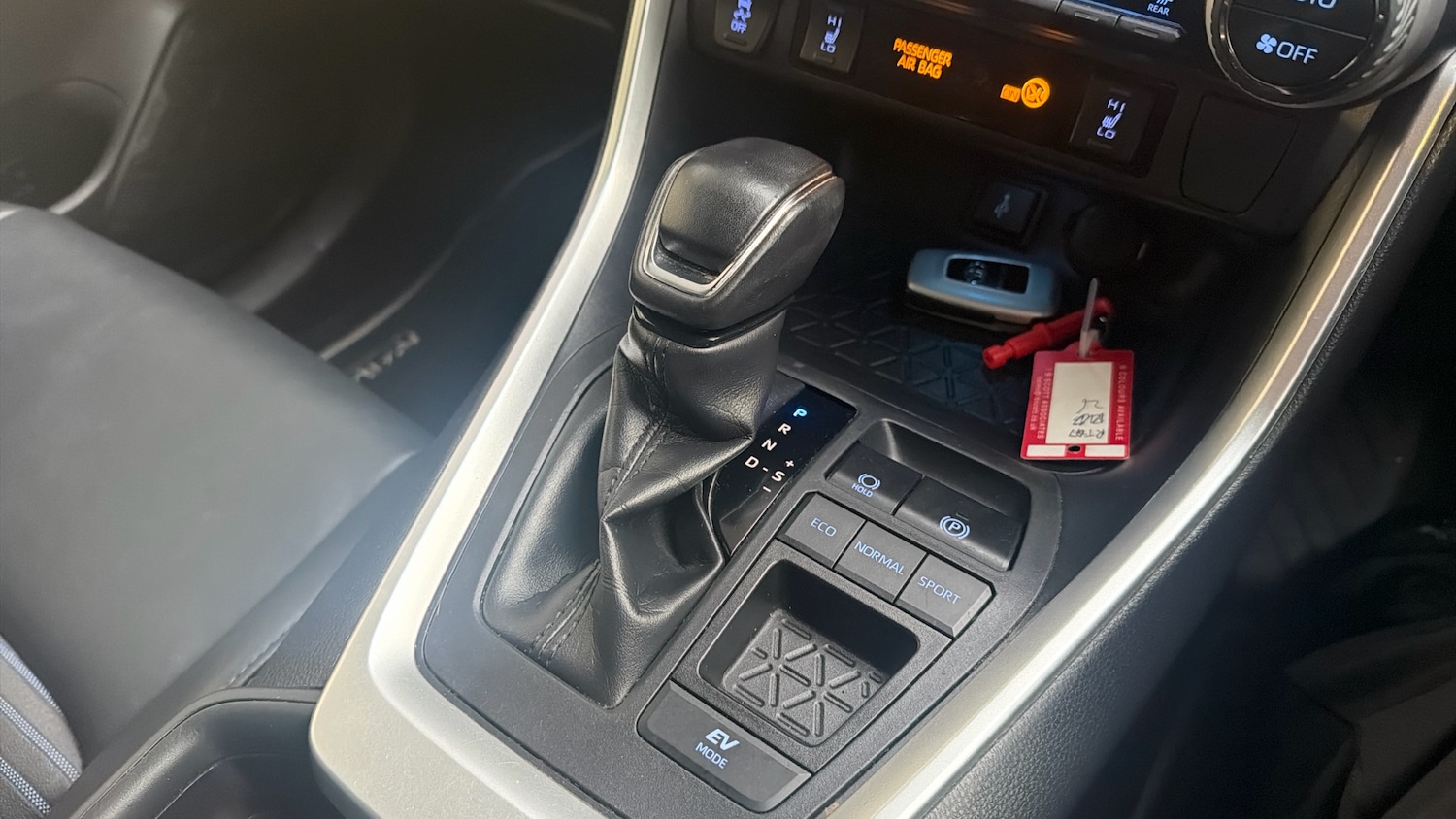 Used Toyota RAV4 2022 for sale - 77116390: Photo 31