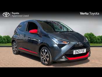 2021 (21) - 1.0 VVT-i X-Trend TSS 5dr x-shift Petrol Hatchback