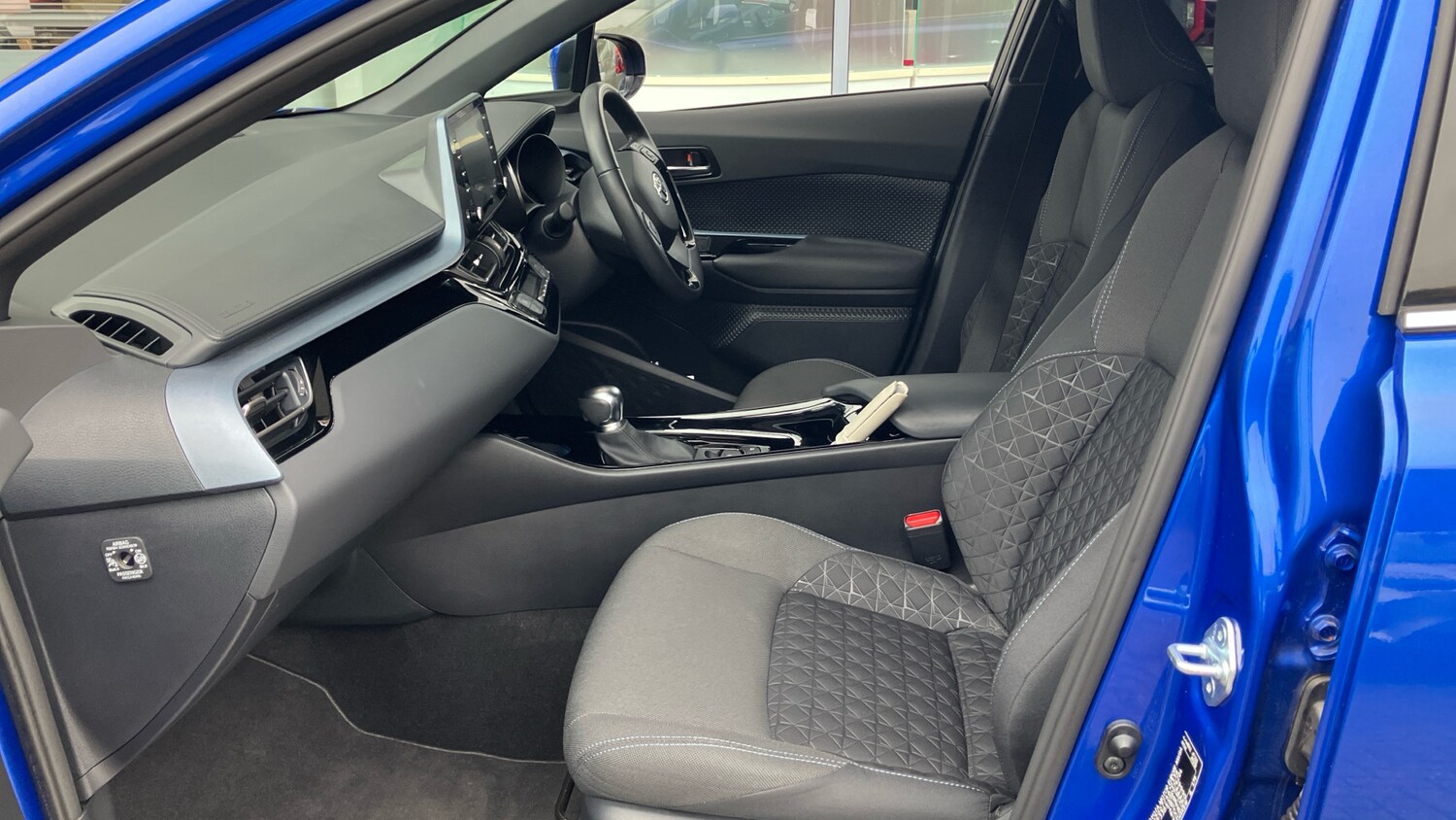 Used Toyota C-HR 2021 for sale - 76290476: Photo 10