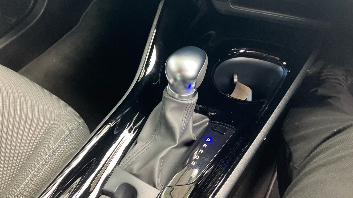 Used Toyota C-HR 2021 for sale - 76290476: Photo 29