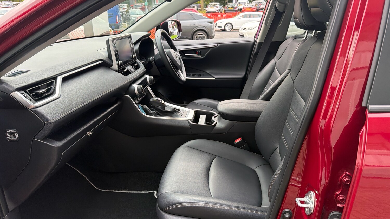 Used Toyota RAV4 2022 for sale - 76396832: Photo 10